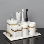 سرویس آشپزخانه یونیک سفید طلایی؛ ترازو سطل زباله ماندگاری بالا service