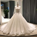 لباس عروس شیراز؛ نباتی سفید مدل (دو تکه دکلته) دنباله دار