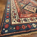 فرش دستباف مدرن ایرانی؛ گل ریز رنگ روشن عمر بالا Iran