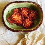 گوجه خشک اصفهان؛ ترشی 2 نوع طعم دار نمکی ساده