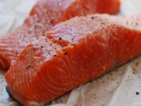 ماهی سالمون خال قرمز (ساکای) تازه منجمد 2 نوع دودی کنسروی Salmon