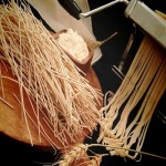 رشته پلویی خانگی؛ سنتی سبوس دار طبیعی (0.5 1) کیلویی Noodles