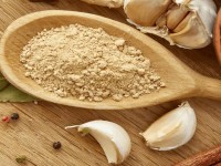 پودر سیر در بارداری؛ ادویه طبع گرم همدان garlic