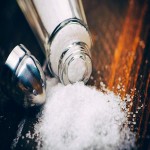 نمک خوراک طیور؛ ترکیب NaCl شکری پودری سفید خالص رگه دار