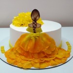 کیک تولد دخترانه؛ سس شکلات تاجدار پرنسسی (1 10) کیلوگرم