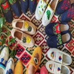 صنایع دستی  گیوه؛ ابزارهای ساده مواد اولیه طبیعی 3 رنگ سفید آبی قرمز Yazd