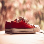 کفش قرمز اسپرت دخترانه | خرید با قیمت ارزان
