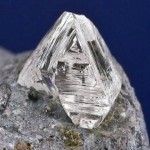 الماس خام کدر طبیعی کولینان کد 90