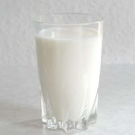 یک لیتر شیر چند لیوان است
