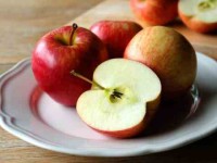 طبع سیب قرمز برای درمان دل درد و نحوه مصرف آن