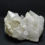 ارزش سنگ سفید قیمتی و کاربرد آن در صنعت