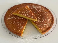 قیمت خرید عمده کیک زعفرانی ساده خانگی ارزان و مناسب