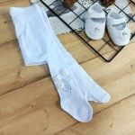 جوراب شلواری ضخیم نوزادی همراه با توضیحات کامل و آشنایی
