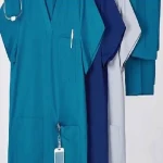 لباس بیمارستانی آبی و کاربردش در بیمارستان ها چیست؟