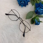 خرید انواع عینک طبی با بهترین قیمت