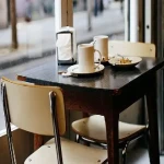 میز و صندلی قهوه خانه؛ چوبی فلزی نوستالوژیک کاناپه ای classic