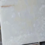 سنگ مرمر سفید زیبا و خاص در آذربایجان غربی کد 01
