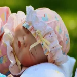 قیمت و خرید عروسک نوزاد چشم بسته با مشخصات کامل