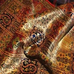 فرش ایرانی ابریشم؛ الیاف طبیعی 2 نوع دستبافت ماشینی Iran