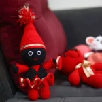 خرید عروسک بافتنی حاجی فیروز با قیمت استثنایی