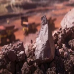سنگ آهن کویر مروست؛ خلوص 70% گندله کلوخه هماتیت مگنتیت