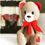 عروسک بافتنی خرس knitted doll الیاف ویسکوز ضد آلرژی مناسب کودکان بزرگسالان