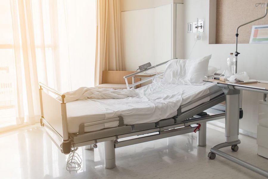 تخت بیمارستانی برقی دست دوم؛ چرخ ترمز انعطاف پذیر حفاظ الکتریکی