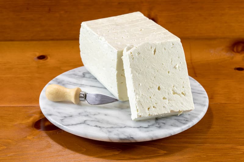 پنیر تبریز بسته بندی (لیقوان) شیر گوسفند کم چرب بدون مواد افزودنی