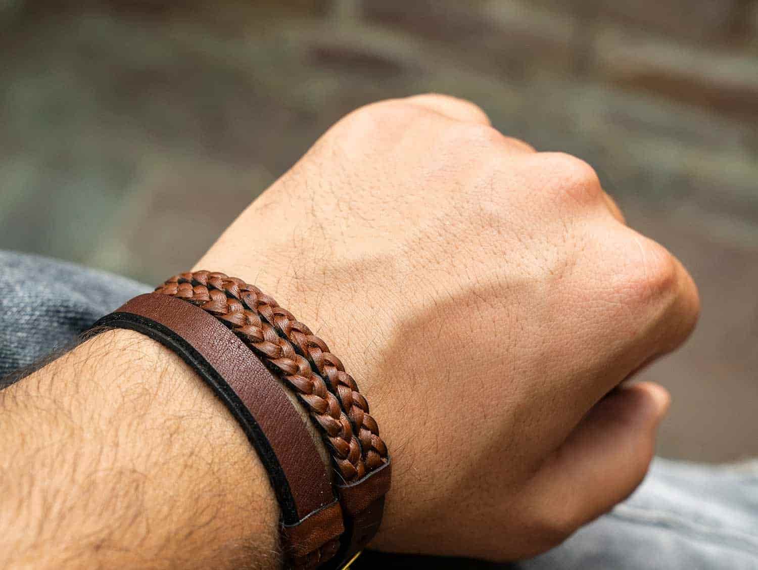 دستبند چرم خام؛ طبیعی مصنوعی 2 رنگ مشکی قهوه ای bracelet