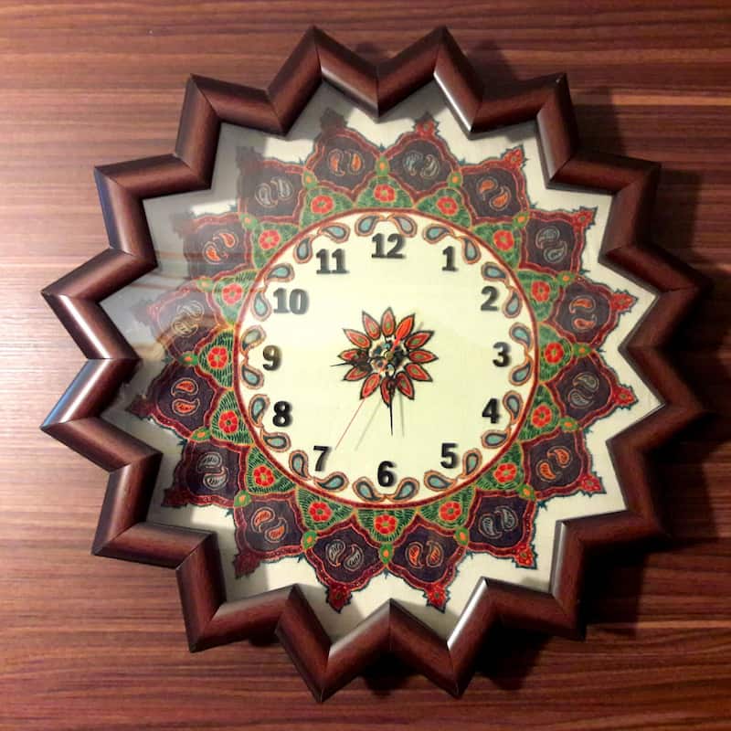 پته ساعت خورشیدی؛ سنتی پشمی نخ رنگارنگ تولید کرمان watch