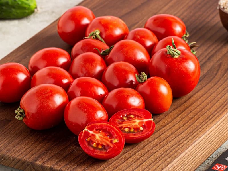 گوجه فرنگی زیتونی؛ بوته ای ارگانیک 3 کاربرد سالاد رب پاستا