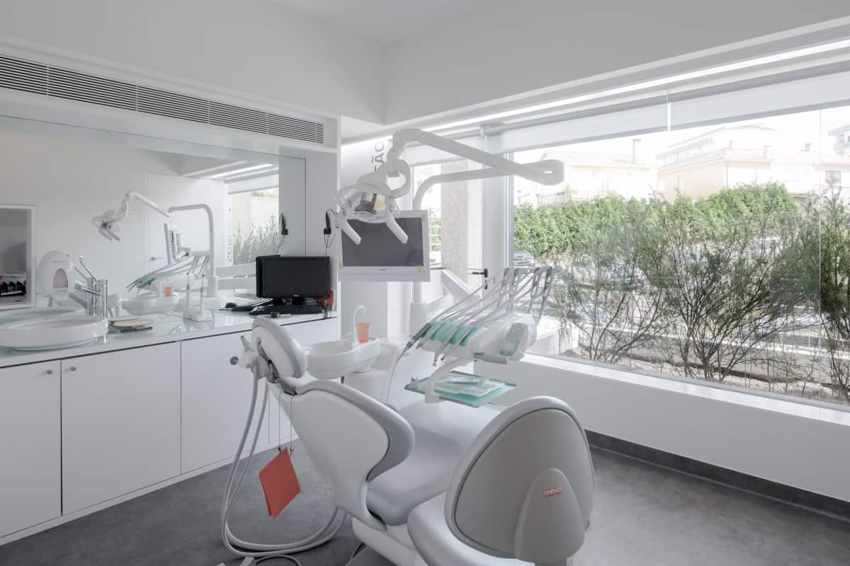 یونیت دندانپزشکی دست دوم؛ کاربرد مطب قابلیت تنظیم قد