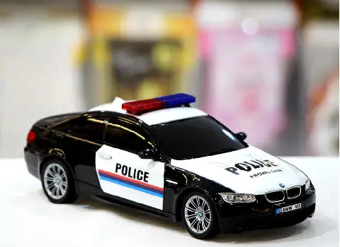 خرید ماشین اسباب بازی پلیس با بهترین شرایط