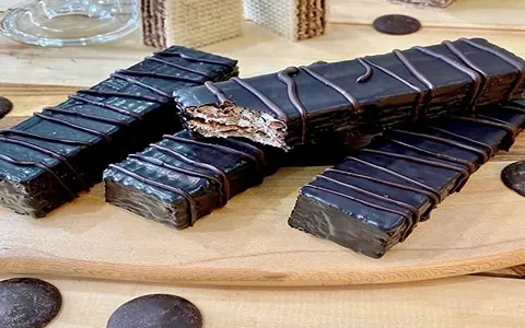 قیمت و خرید ویفر شکلاتی ایرانی با مشخصات کامل