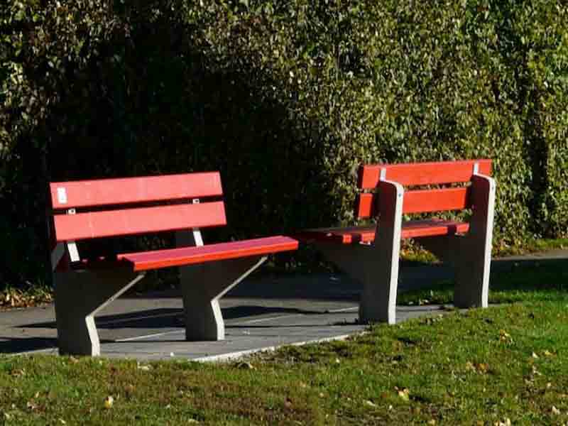 مشخصات صندلی پارکی چدنی