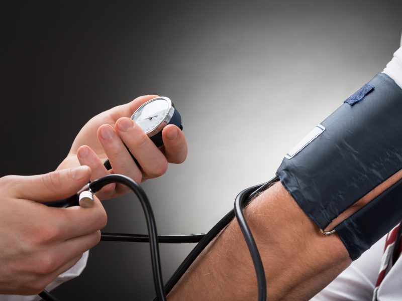 مشخصات دستگاه فشار خون پمپی