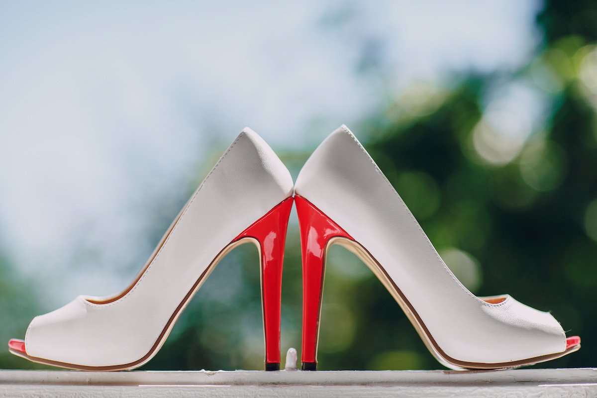 مشخصات کفش سفید عروس