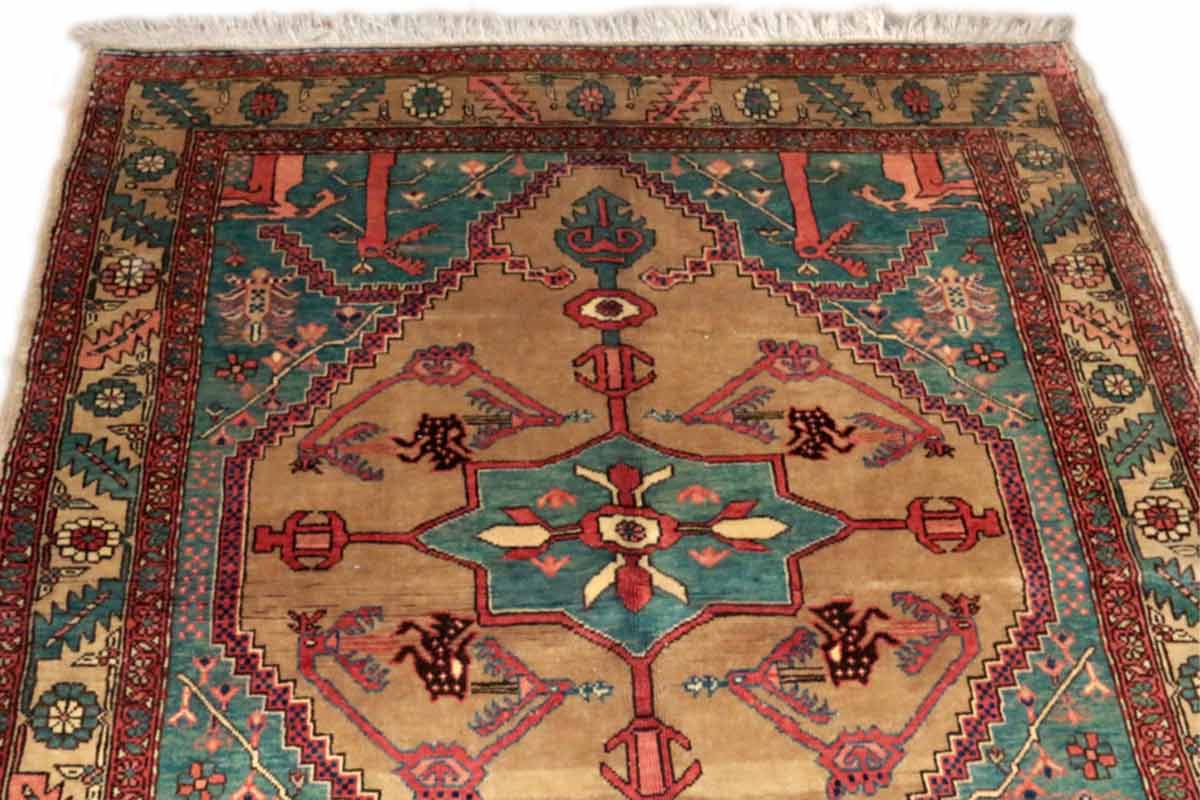 خرید فرش ایرانی رنگ روشن