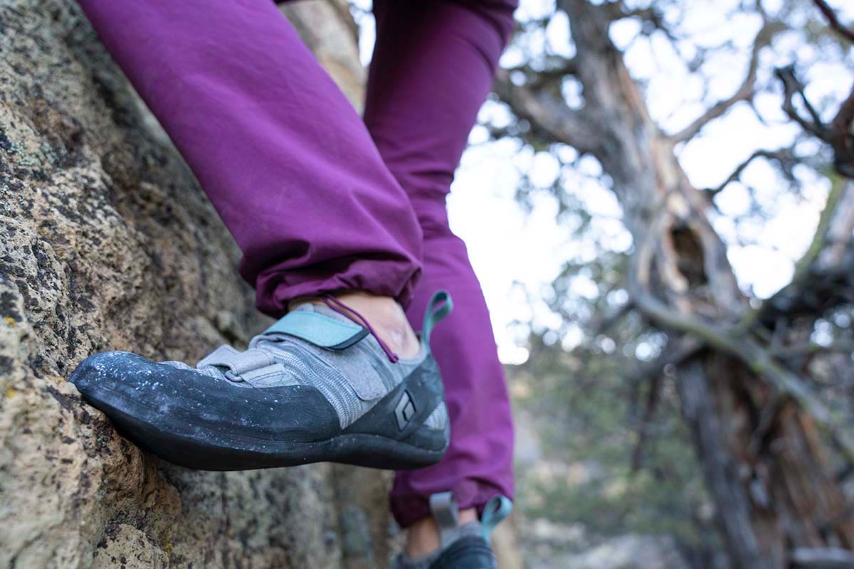 مشخصات کفش کوهنوردی هومتو زنانه