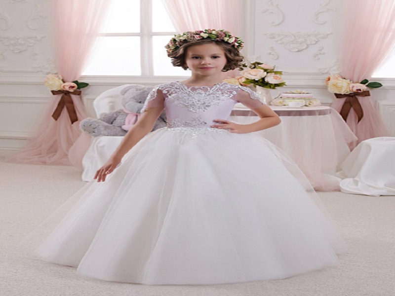 مشخصات لباس عروس دخترانه پف دار