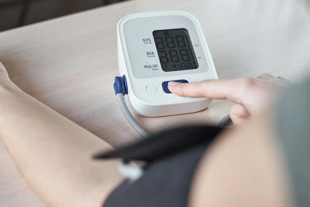 مشخصات دستگاه فشار خون a&d