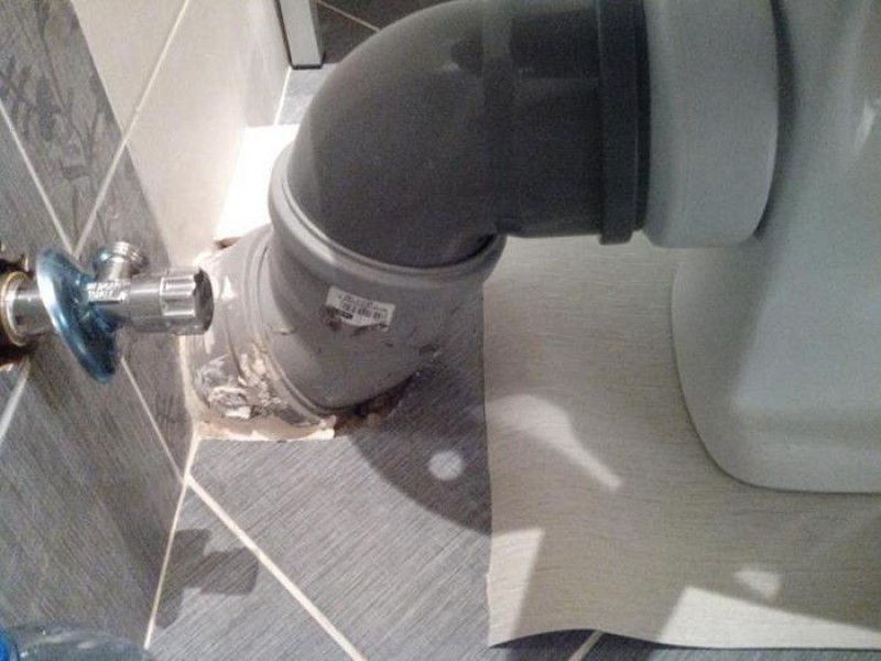 مشخصات اتصالات فاضلاب توالت فرنگی