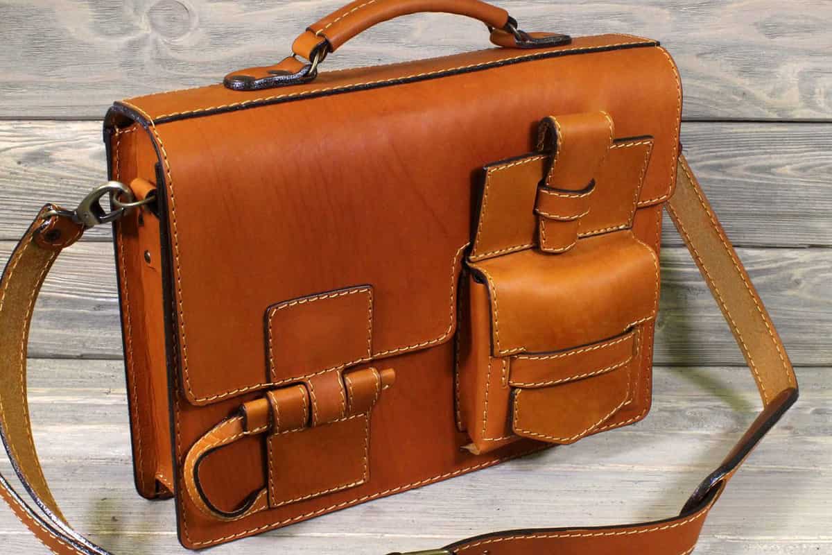 مشخصات کیف دوشی مردانه مارال چرم