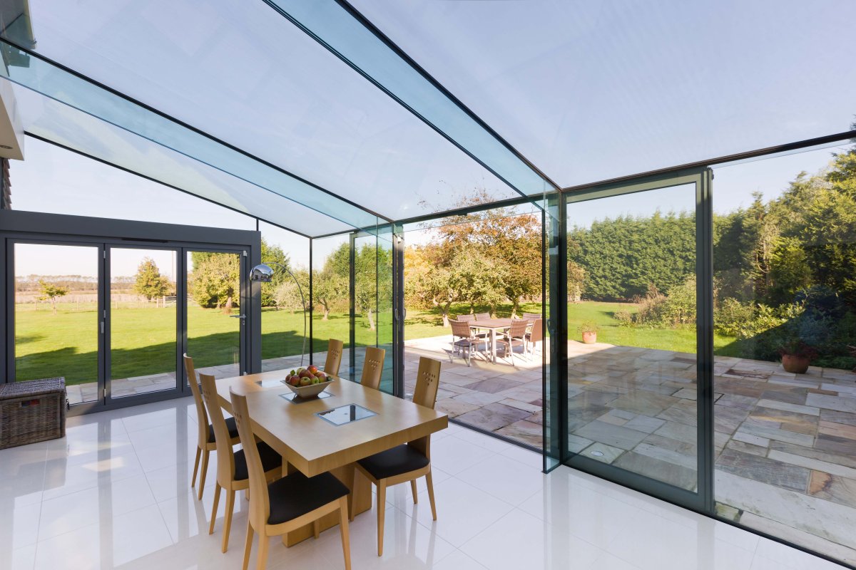 مشخصات شیشه نشکن برای سقف