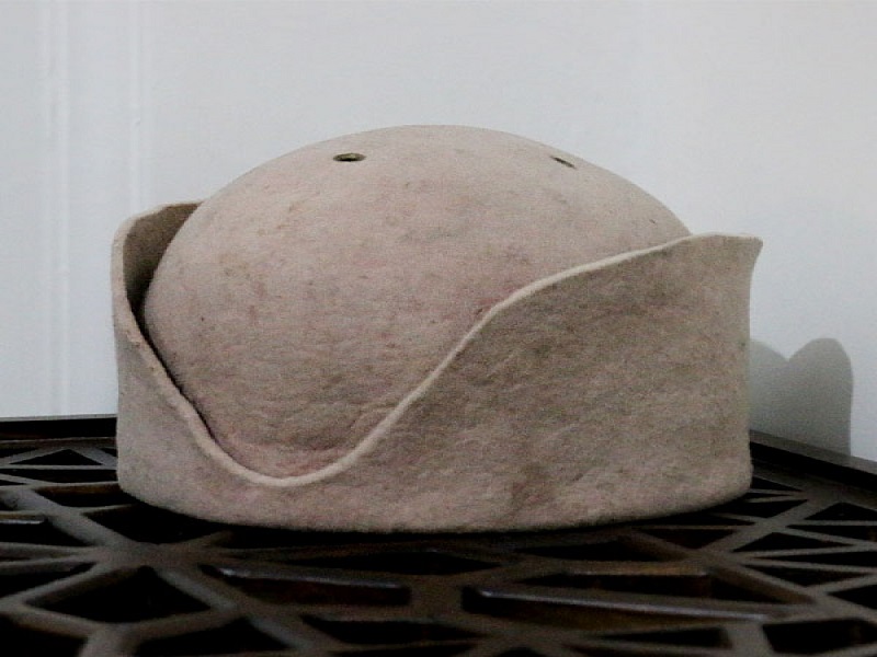 مشخصات کلاه نمدی قشقایی