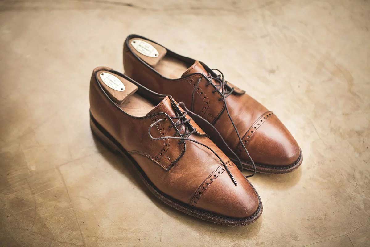 مشخصات کفش چرم صنعتی مردانه