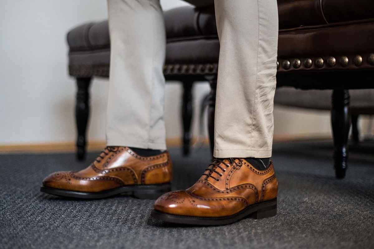 مشخصات کفش مردانه اسپرت ارزان