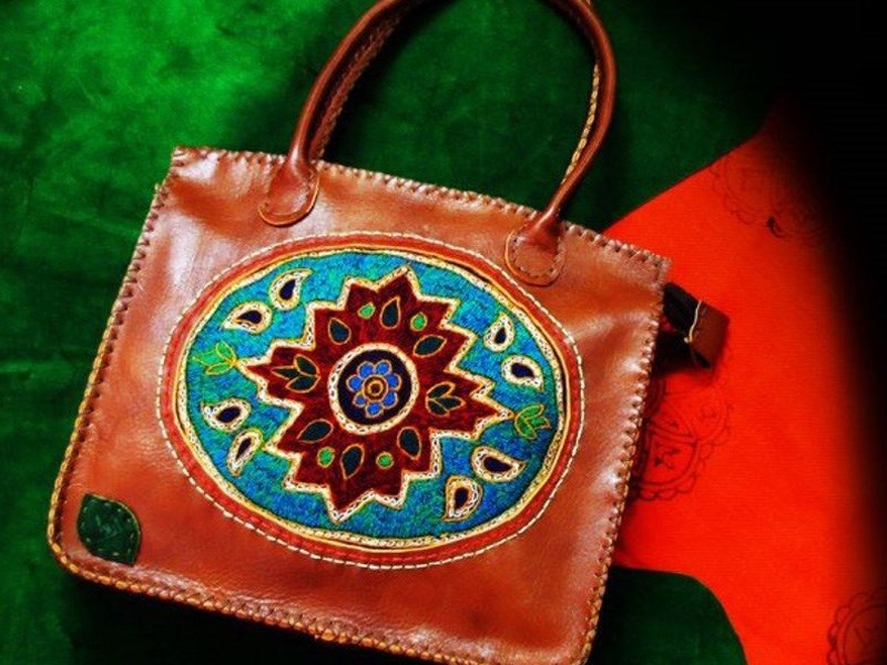 قیمت کیف سنتی اصفهان + خرید و فروش