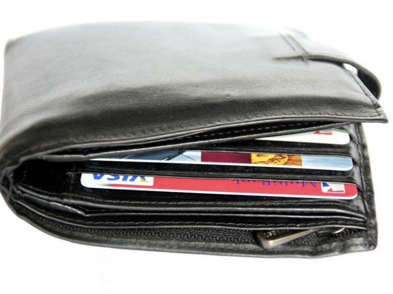 مشخصات کیف پول مردانه دکمه دار