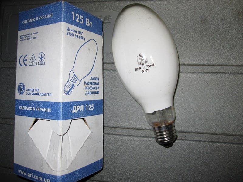 لامپ کم مصرف نور
